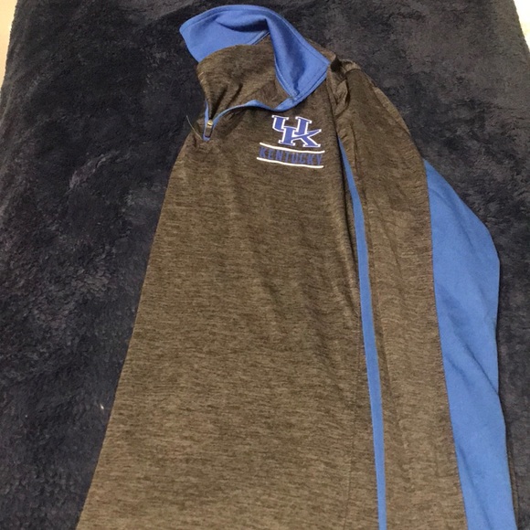 University of Kentucky sweater - Picture 4 of 4